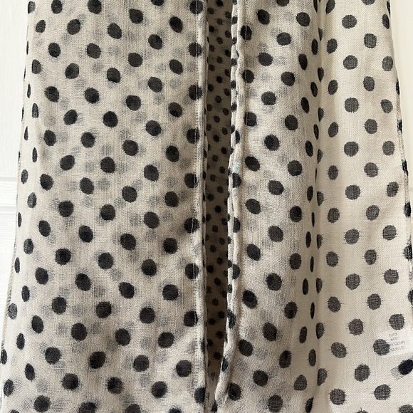Super Cute Wool Polka Dot Scarf - Picture 6 of 6
